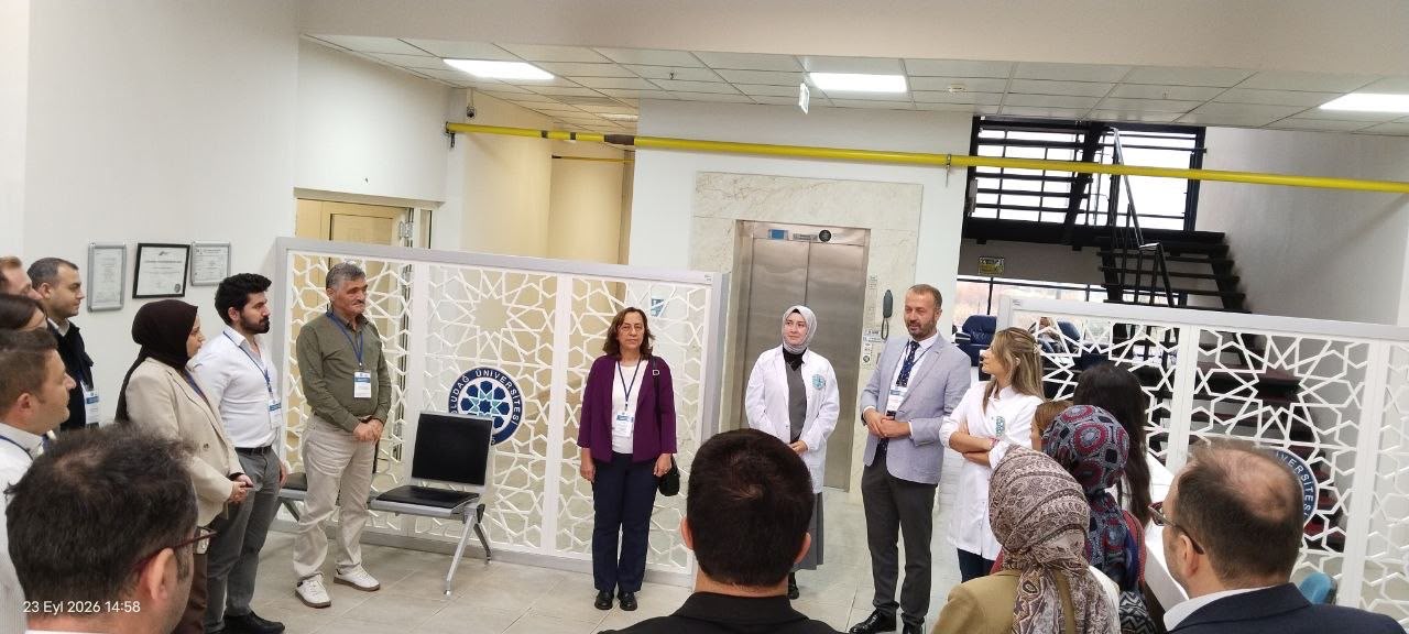 Ar-Ge Merkezleri İnovasyon Zirvesi Katılımcılarını MERLAB’da Ağırladık
