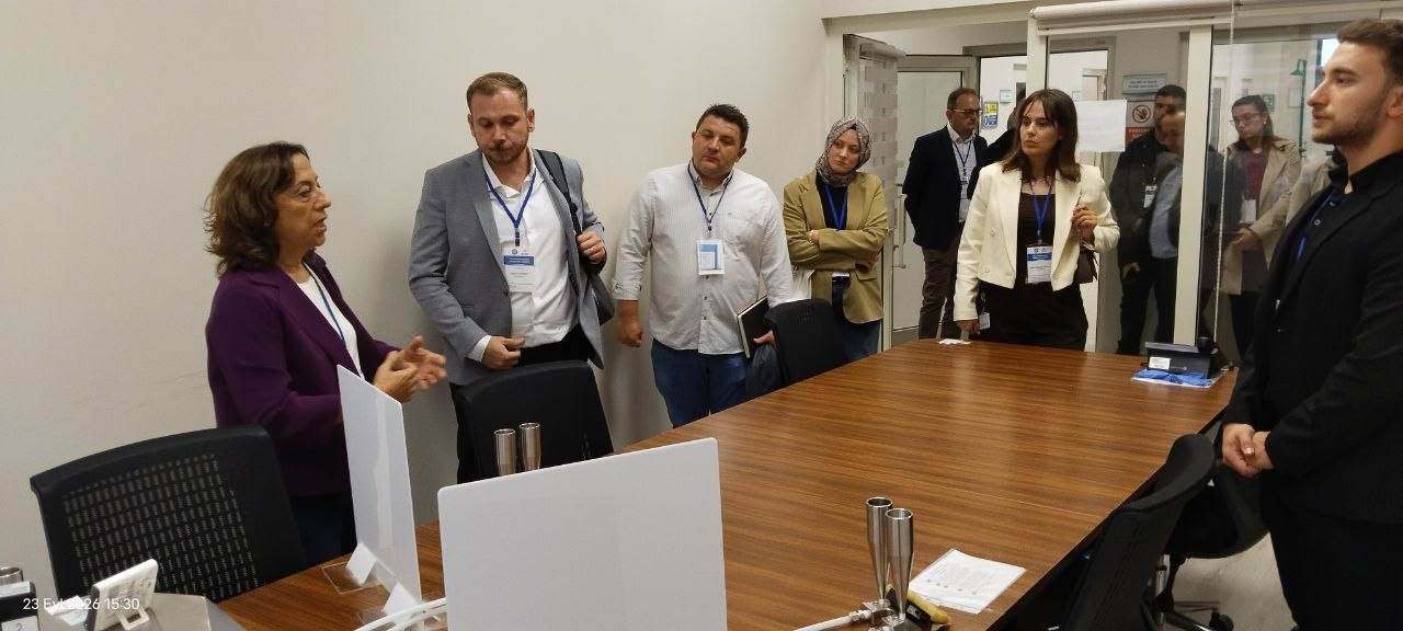 Ar-Ge Merkezleri İnovasyon Zirvesi Katılımcılarını MERLAB’da Ağırladık