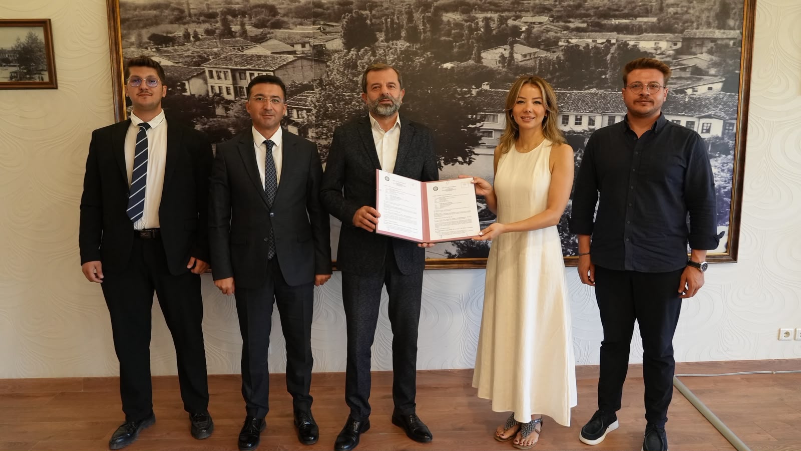 Teknik Bilimler Meslek Yüksekokulu Kestel ve Gürsu Belediyeleri ile İşletmede Mesleki Eğitim İş Birliği