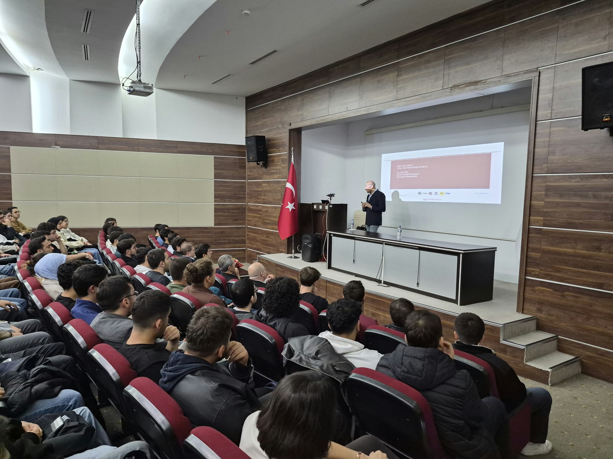 Bursa Uludağ Üniversitesi Mühendislik Fakültesi Otomotiv Mühendisliği Bölümü Açılış Dersini Gerçekleştirdi