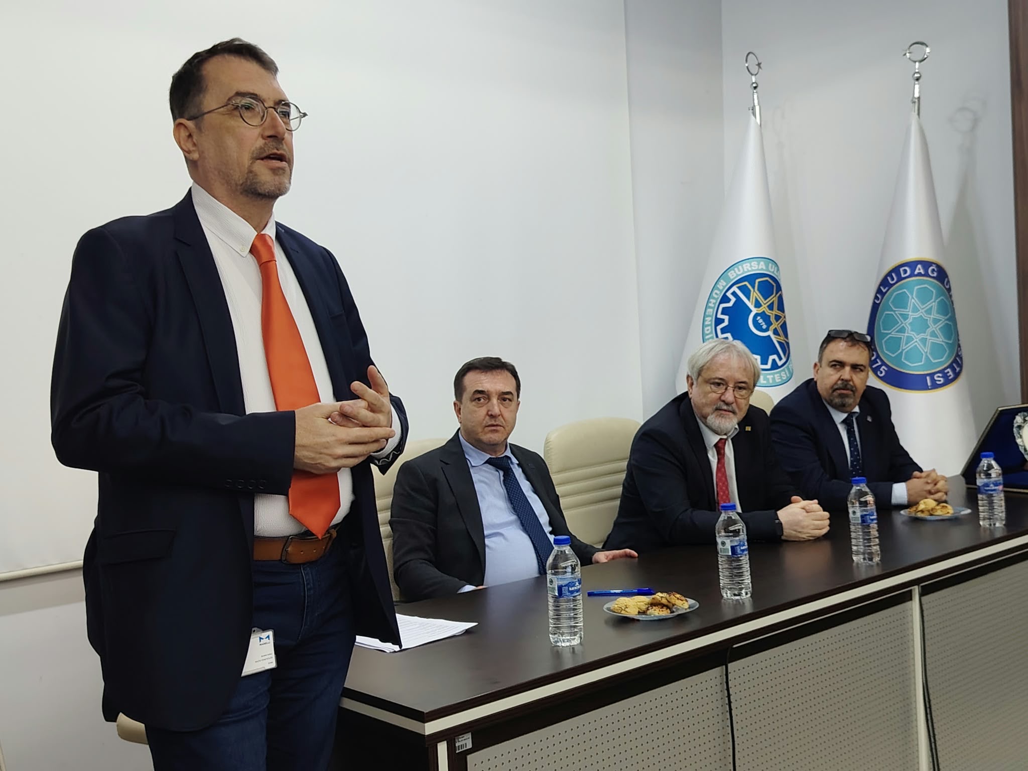 TMMOB Makine Mühendisleri Odası Bursa Şube Yönetim Kurulunun Katkılarıyla "Mühendislik Mesleği ve Temel Kavramlar" Semineri Gerçekleştirildi