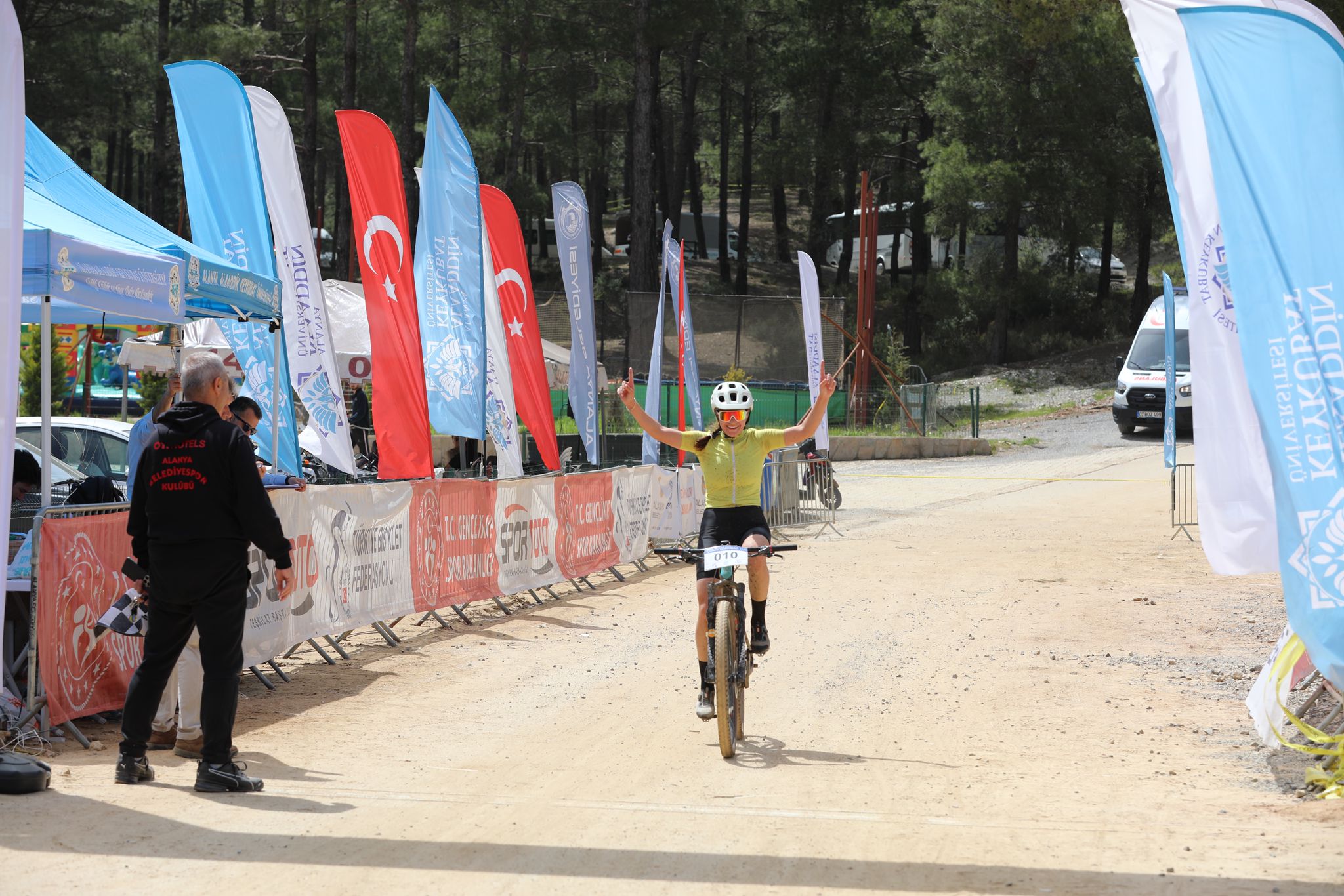 WhatsApp Image 2026-04-17 at 14.47.16! ?? 