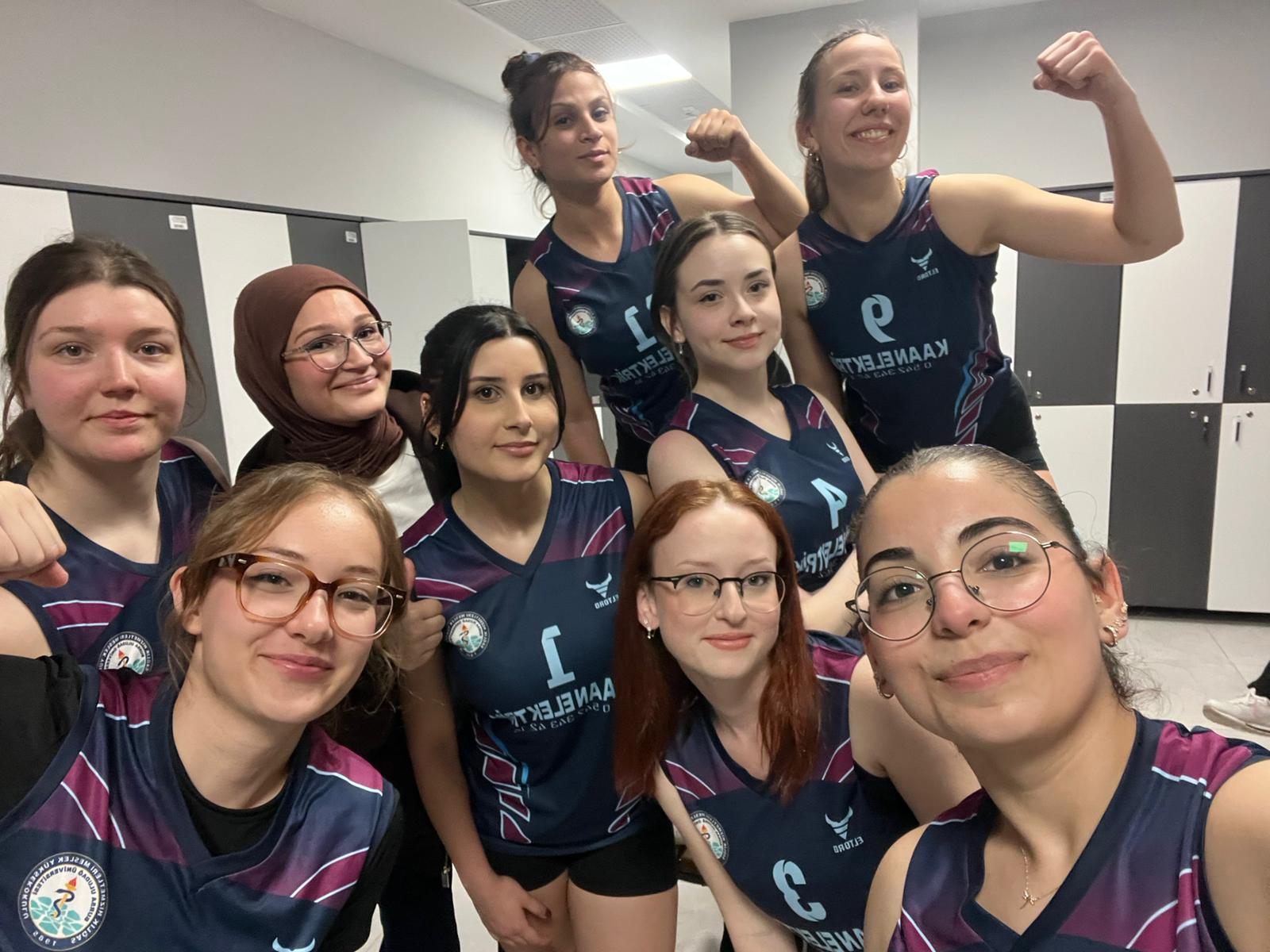 Voleybol_soyunmaodası! ?? 