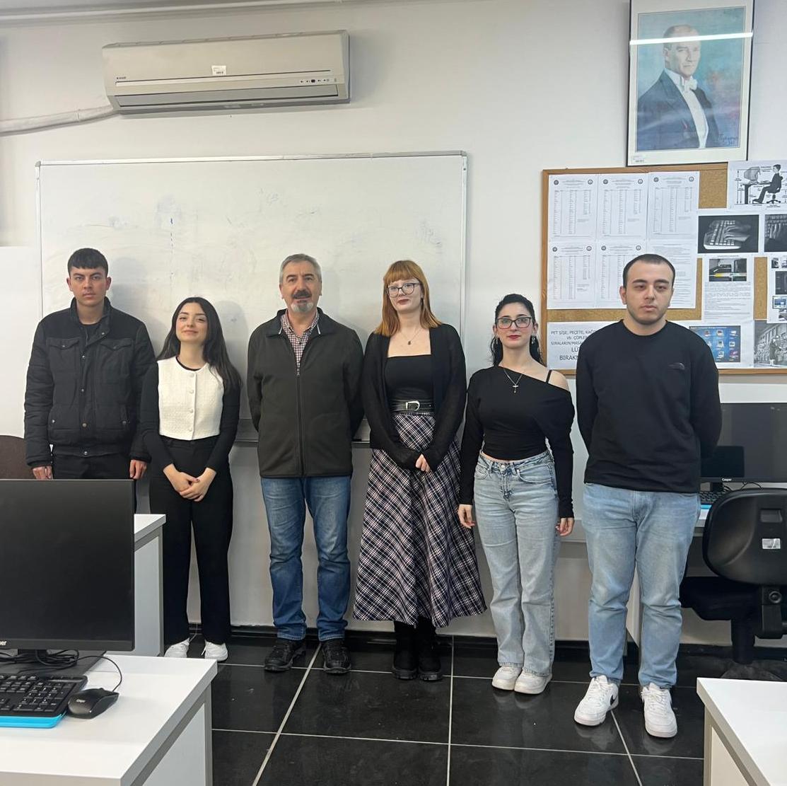 202604091219137622025-2026-01! ?? 