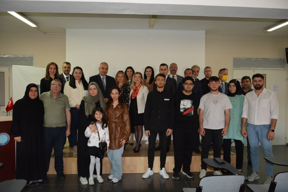7. Karacabey Meslek Yüksekokulu Öğrenci Kongresi sona erdi