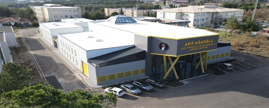 Dr. Arif Ağaoğlu İleri Teknolojiler Merkez Laboratuvarı