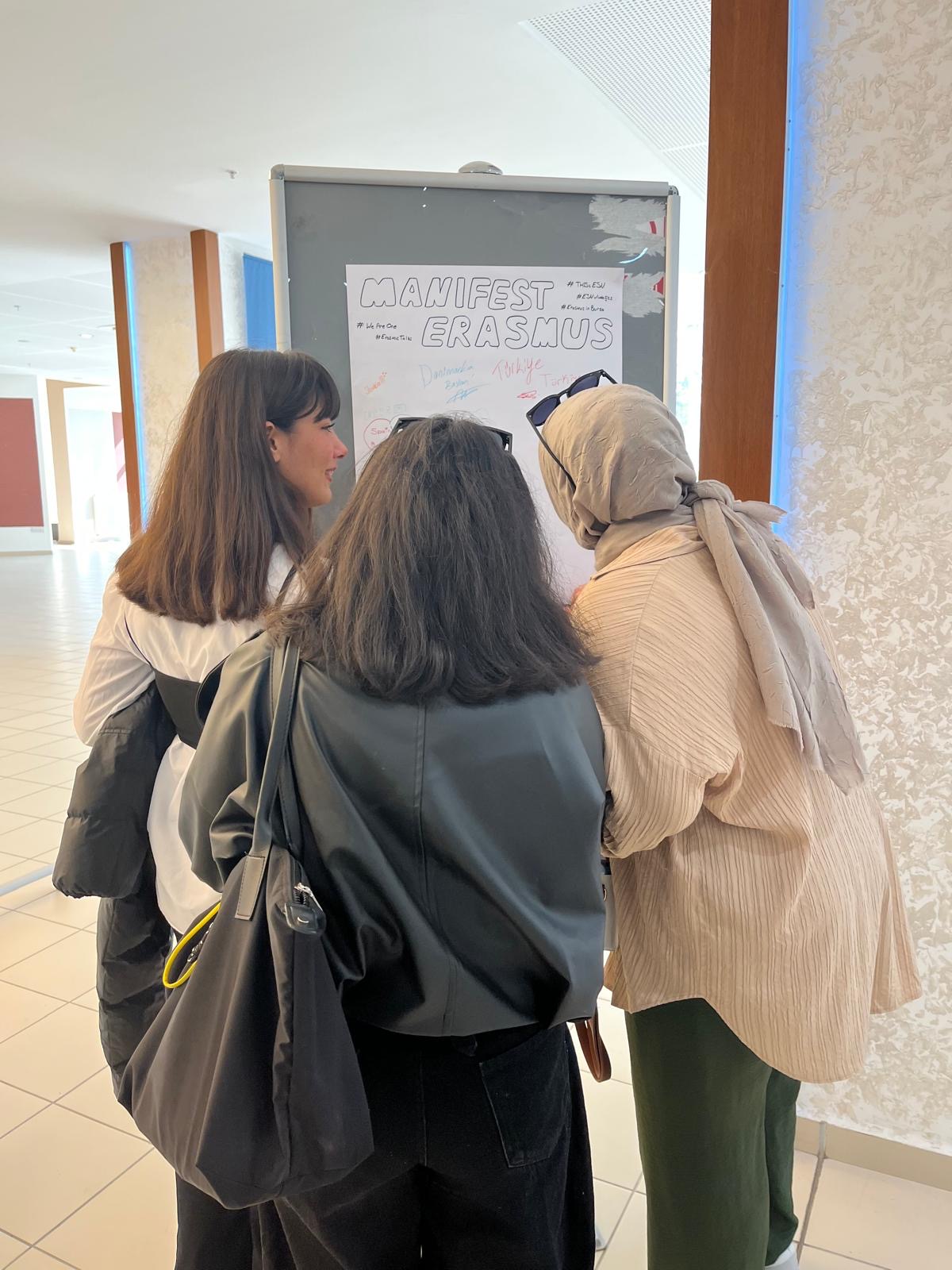 b4ef6f49-c038-4ddf-a0b4-83aefe421e1c! ?? 