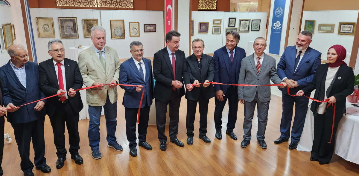  dosyalar/gtsanat/Sergiler/50.%20Yil%20Segisi/1gts_50yil_sergisi_5.jpg