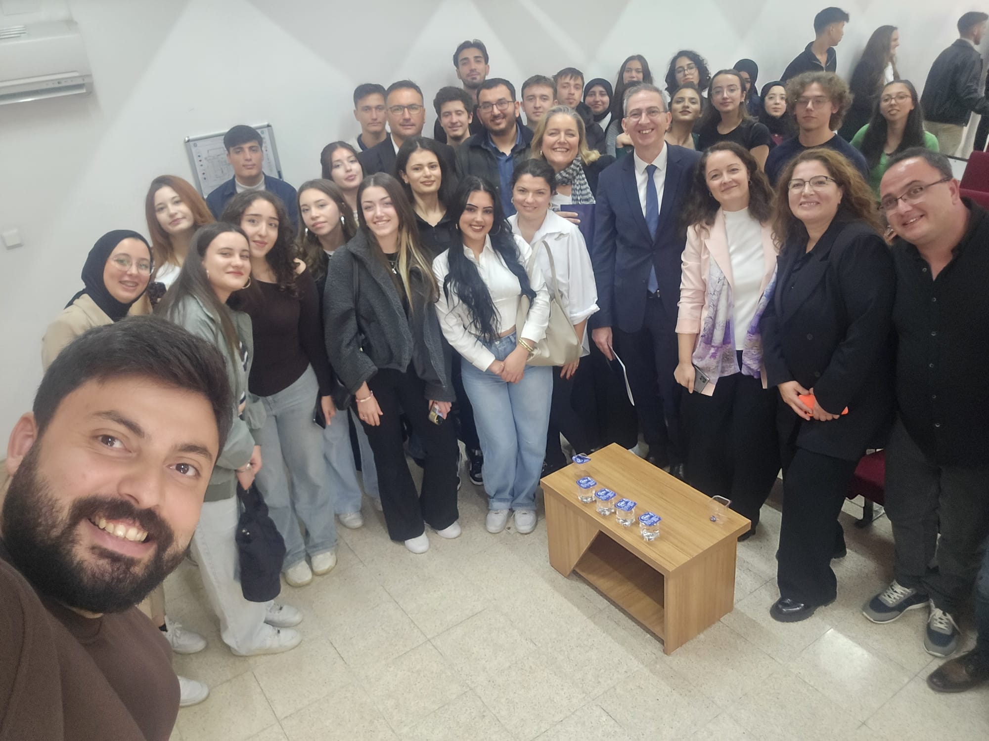 WhatsApp Image 2025-11-06 at 09.10.30! ?? 