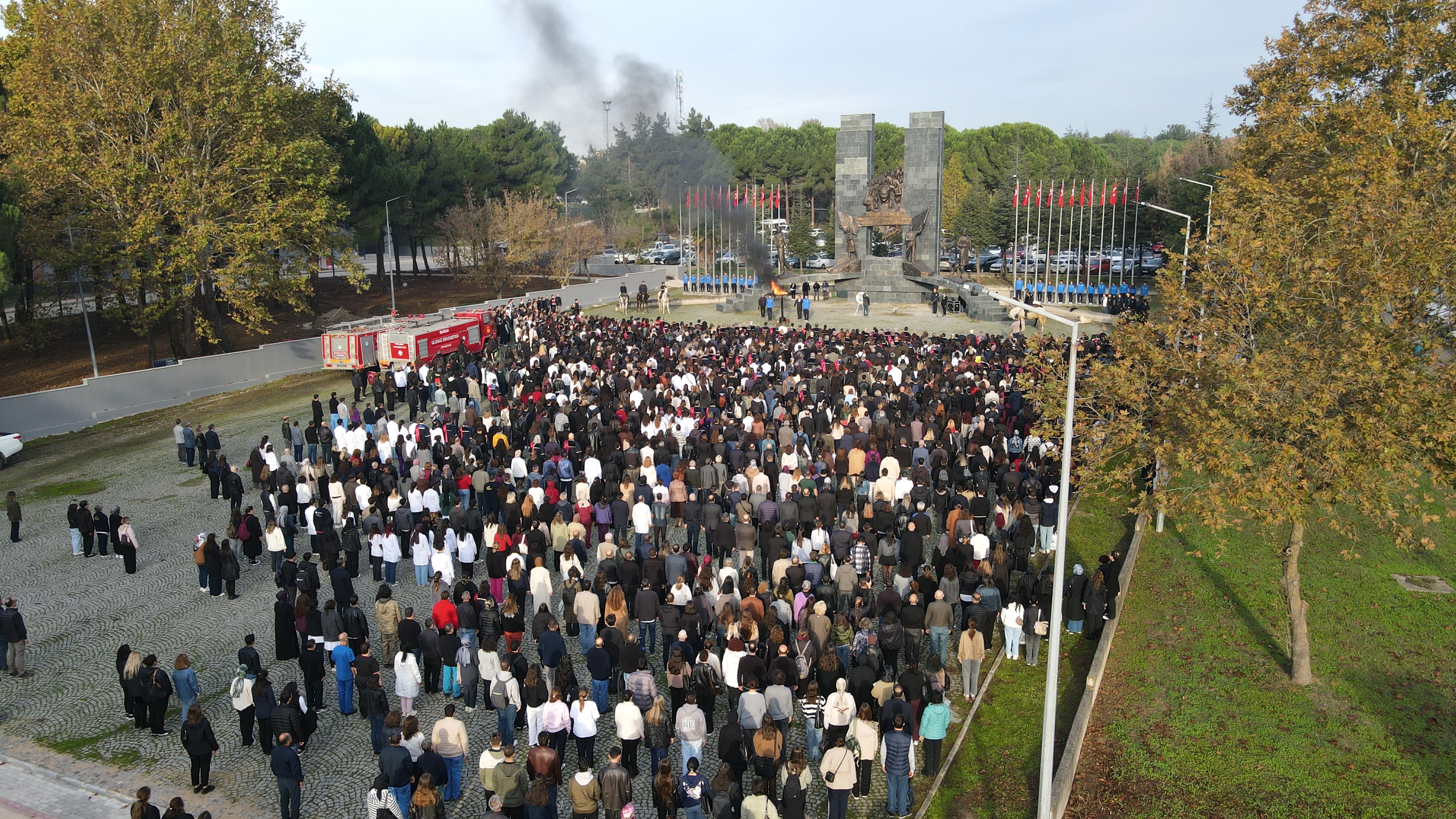 202511101017499406! ?? 