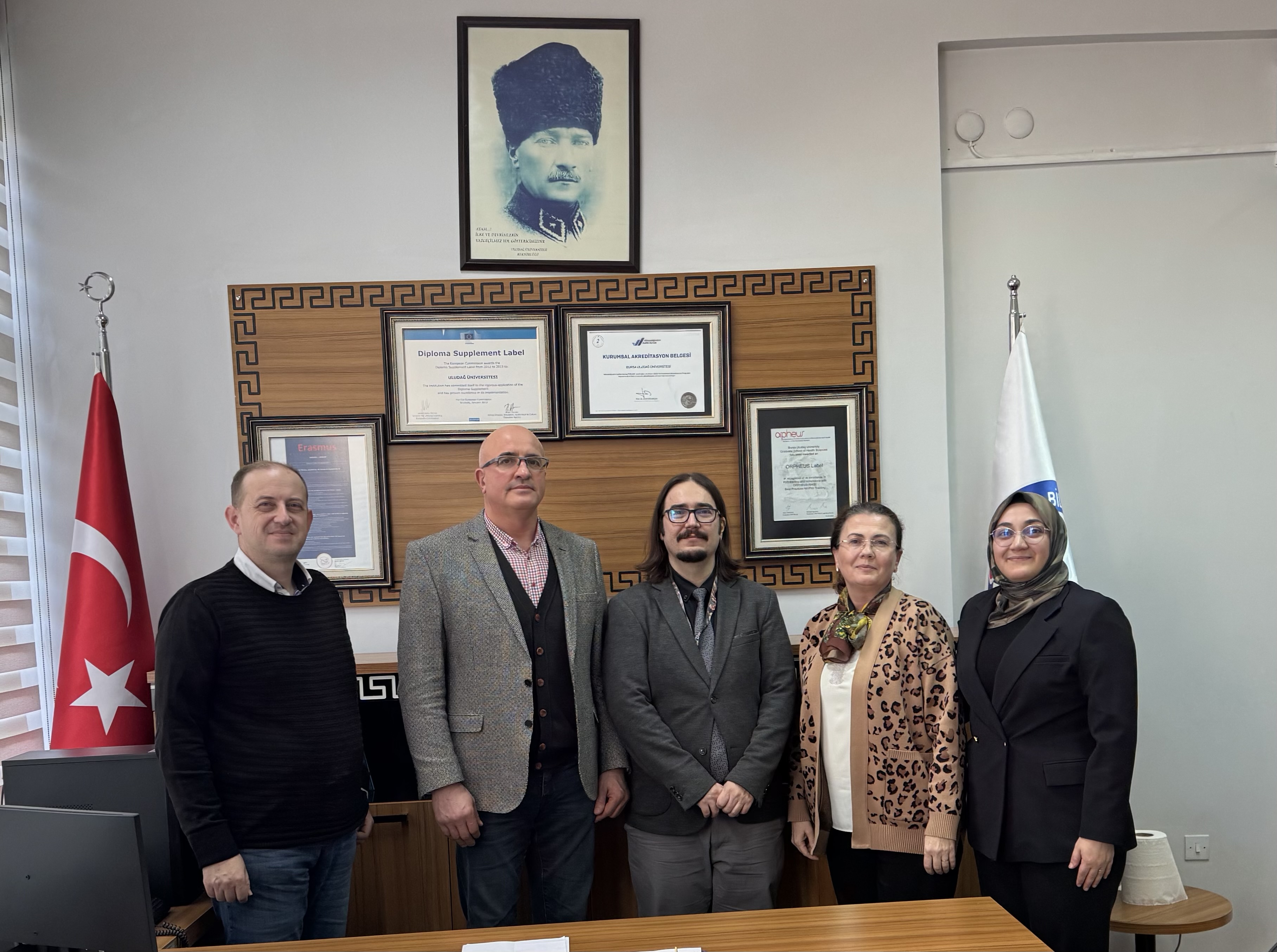 20251219163427219IMG_7196! ?? 