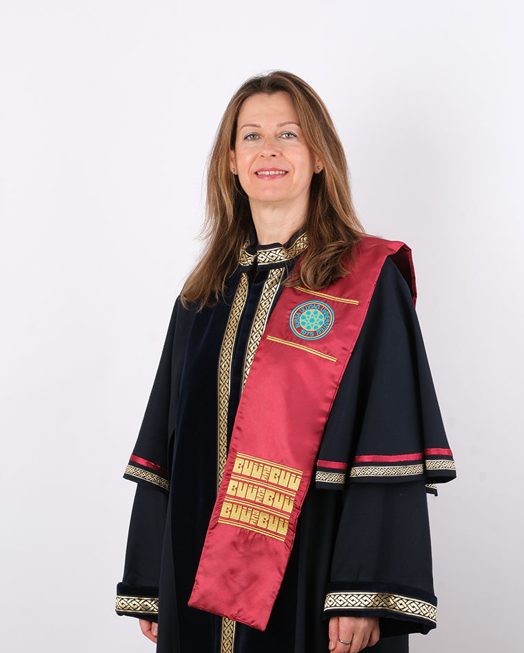 Prof.Dr.GÜLŞAH ÇEÇENER Profil Fotoğrafı