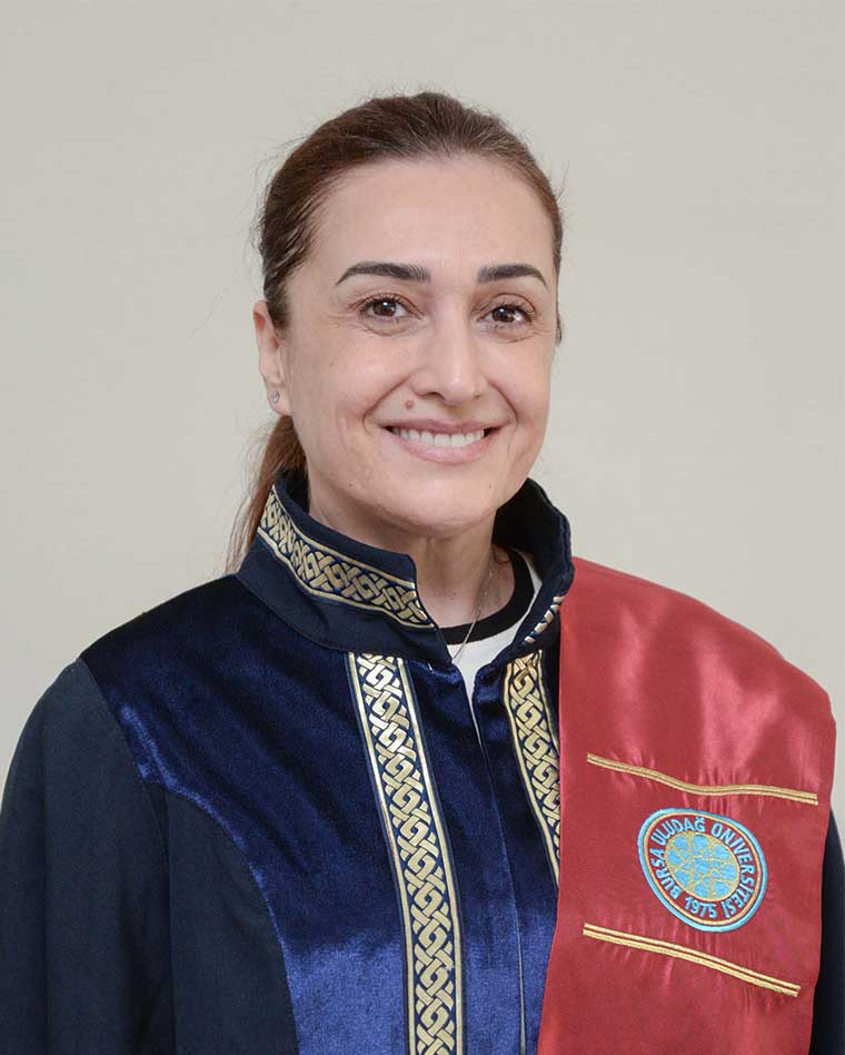 Prof.Dr.ESİN SÖĞÜTLÜ SARI Profil Fotoğrafı
