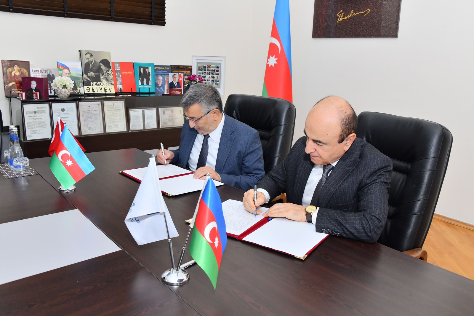 20251120100027832WhatsAppImage2025-11-19at09.56.44! ?? 